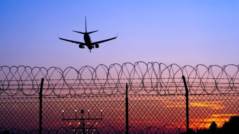 İran hava məkanının fasiləsiz fəaliyyət göstərdiyini açıqlayıb