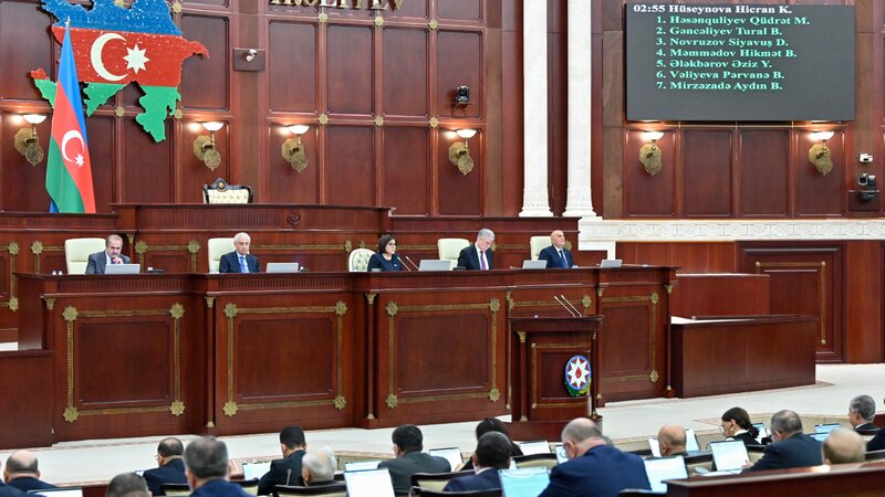 Parlament Anım günü ilə bağlı bəyanat qəbul etdi