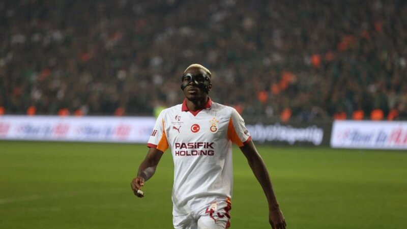 Osimhen üçün Bundesliqadan böyük təklif