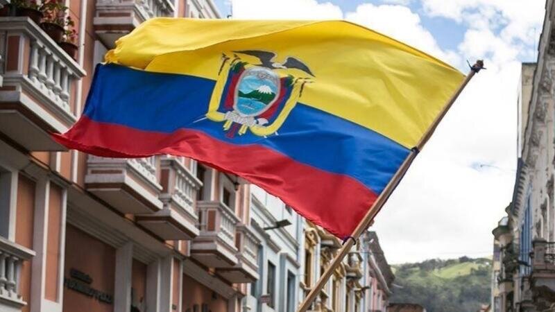 Ekvador Kubadakı səfirini geri çağırıb