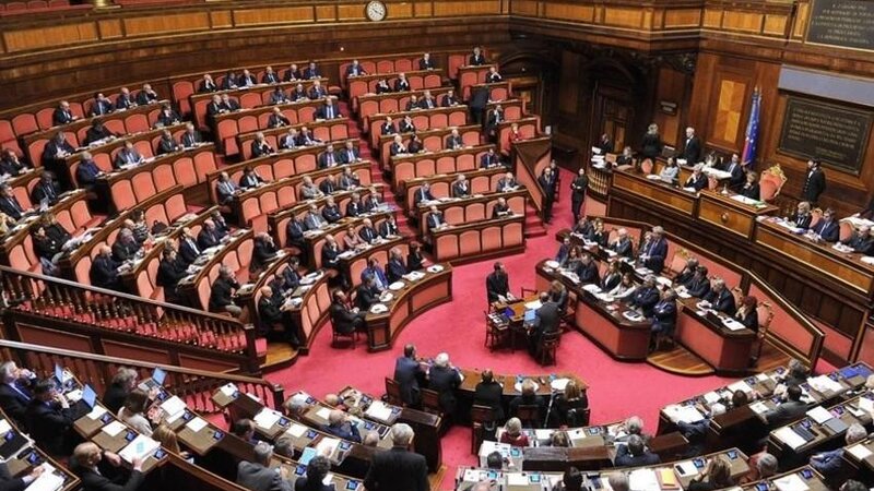 ABŞ Senatı İrana qarşı hərbi gücün məhdudlaşdırılması ilə bağlı qətnaməni rədd edib