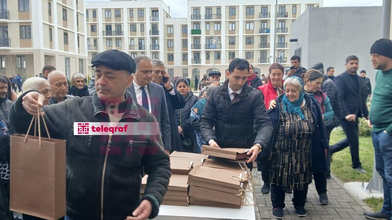 Ağdama çatan ailələrə mənzillərin açarları təqdim edildi -