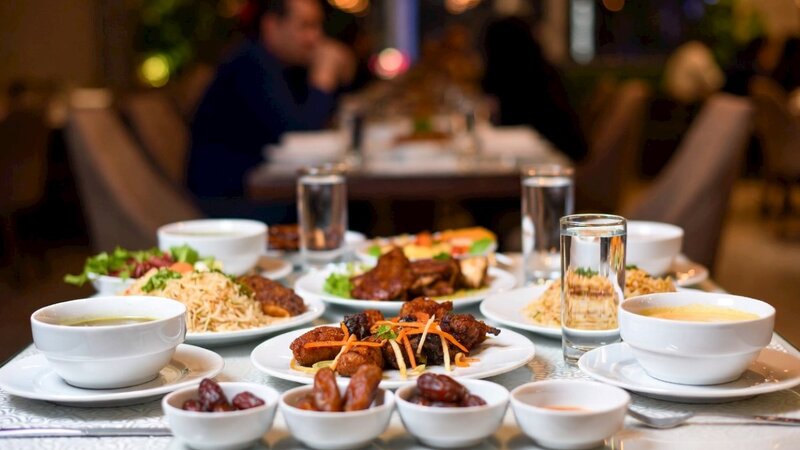 İftar menyuları restoranlarda niyə bahadır?