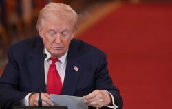 Tramp Rusiyanın İrana kəşfiyyat məlumatı verməsi ilə bağlı sualı “axmaq sual” adlandırıb