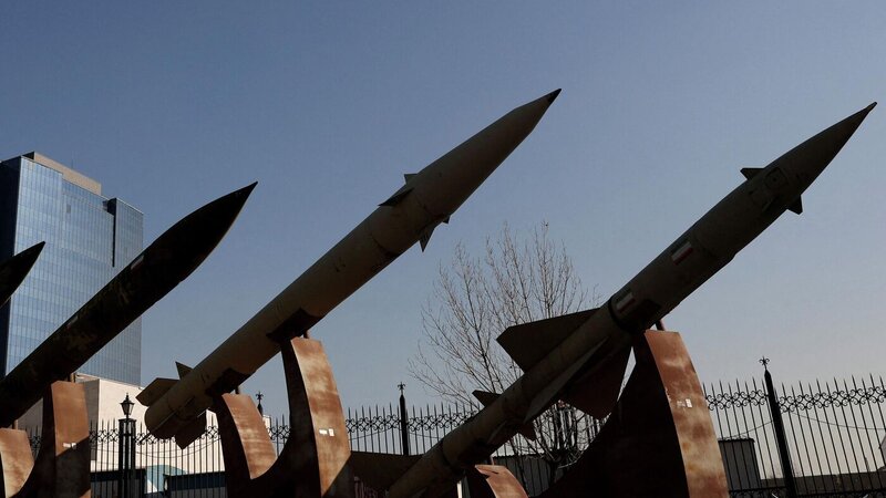 İran: ABŞ bizə qarşı üçüncü dünya müharibəsi üçün saxlanılan silahları istifadə edir