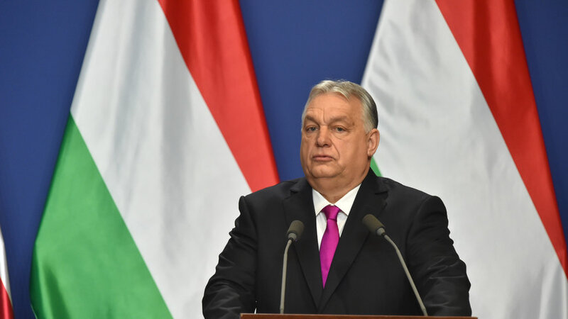 Zelenskinin Orbanla bağlı bəyanatından sonra Budapeştdə etiraz aksiyası keçirilib