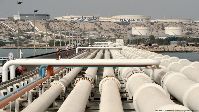 ABŞ və İsrailin hücumları Tehranda neft anbarlarını zədələdi