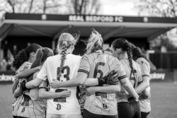 15 yaşlı futbolçu oyun zamanı dünyasını dəyişdi