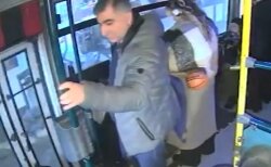 Cibgirlik etdiyi an kameraya düşdü, polis saxladı -