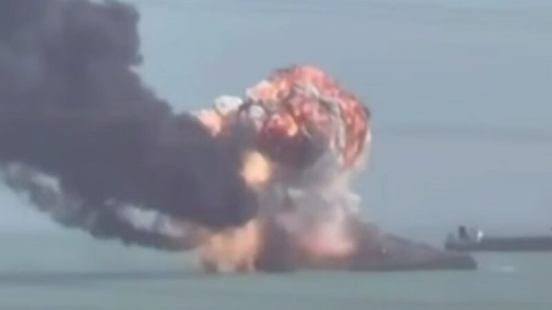 ABŞ İranın 16 mina döşəyən gəmisini məhv etdiyini açıqlayıb