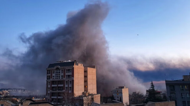 İranda son durum: Təbrizə hücum ölümlə nəticələndi -