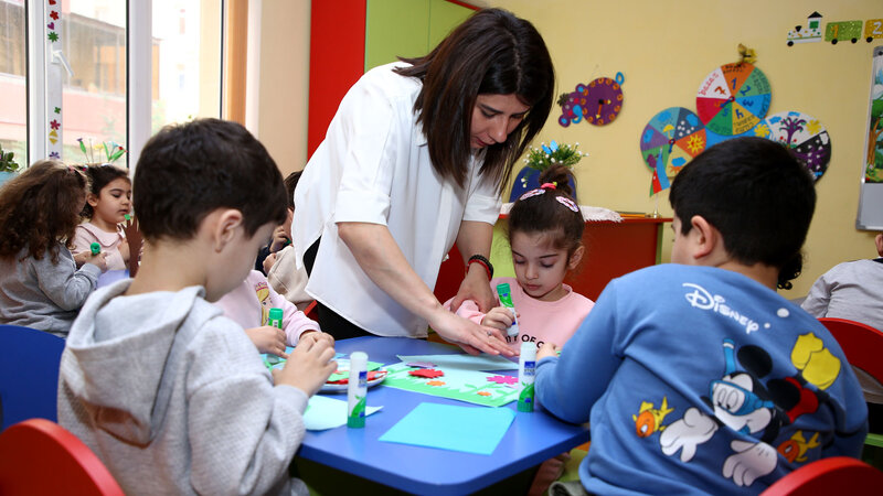 Tərbiyəçi-müəllimlərin işə qəbulu üzrə qiymətləndirmə çərçivəsi açıqlandı