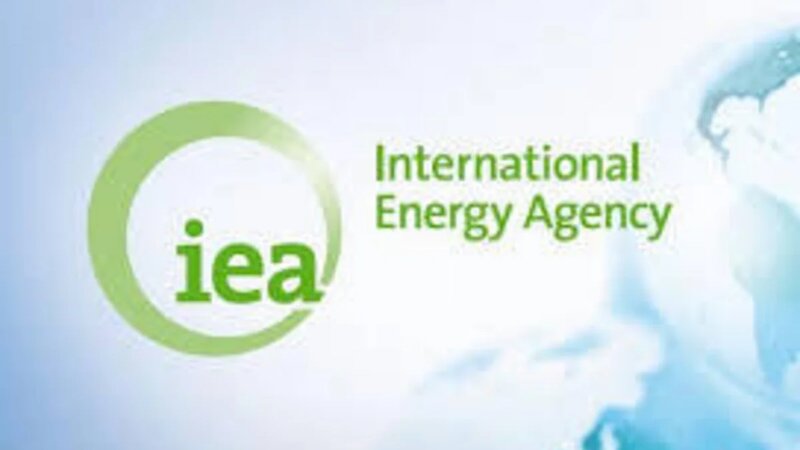 Beynəlxalq Enerji Agentliyi gündəlik neft tələbatının artımı üzrə proqnozunu azaltdı