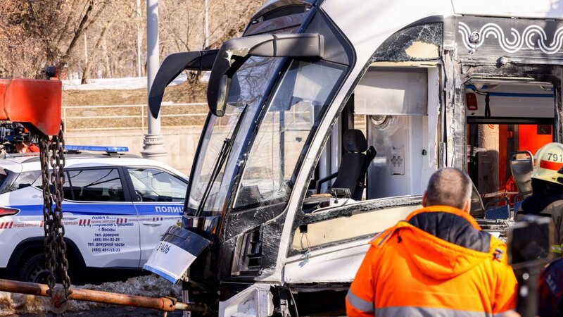 Moskvada iki tramvay toqquşub: