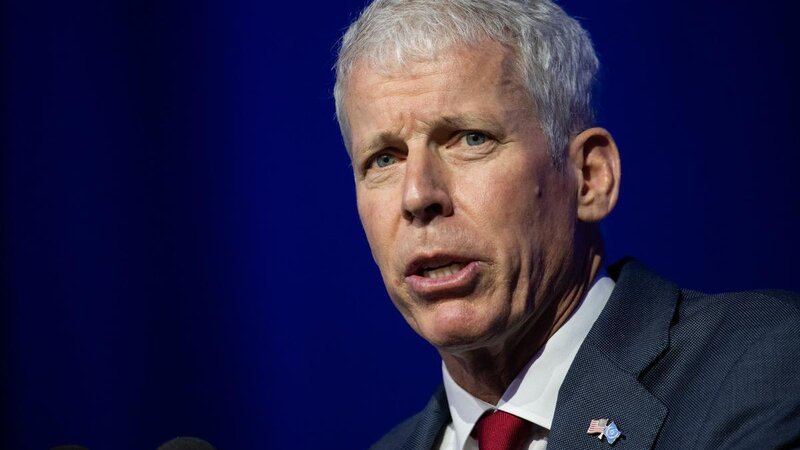 Rayt: Ər-Riyad gərginlikdən əvvəl 100 milyon bareldən çox neft ehtiyatı yaradıb