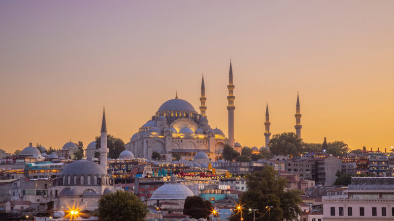 Türkiyə Rusiya-Ukrayna danışıqlarına ev sahibliyi etməyə hazırdır