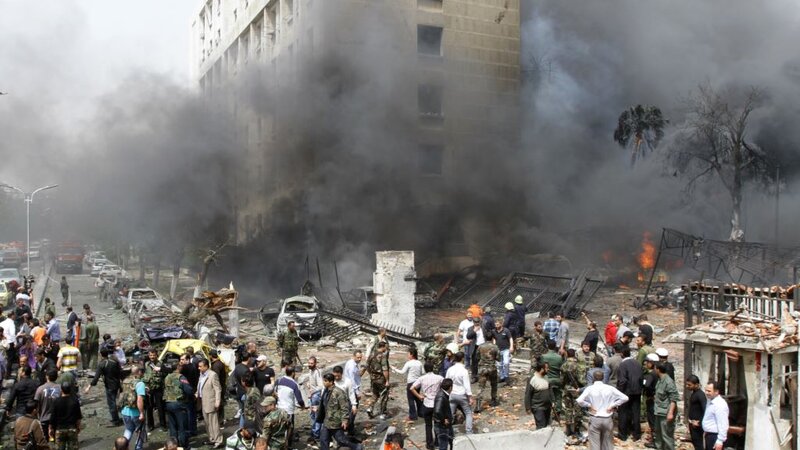 İraq Mecnun yatağı və Bağdaddakı hotelə hücumları terror aktı adlandırıb