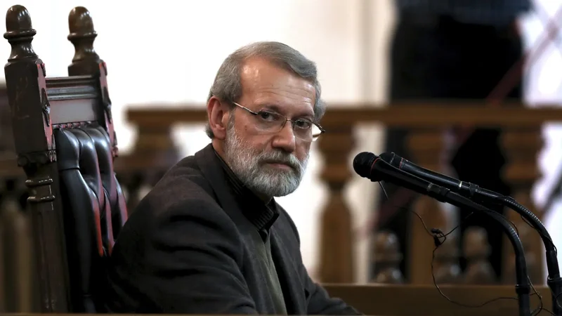 Əli Laricani hücuma məruz qaldı