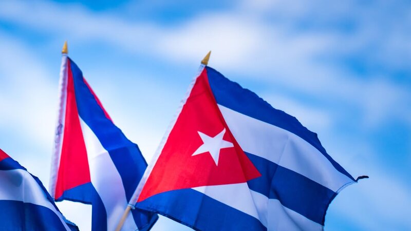 Kosta-Rika Kubadakı səfirliyini bağlayır