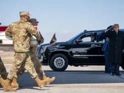 Öldürülən ABŞ pilotunun atası İranla müharibəyə qarşı çıxdı