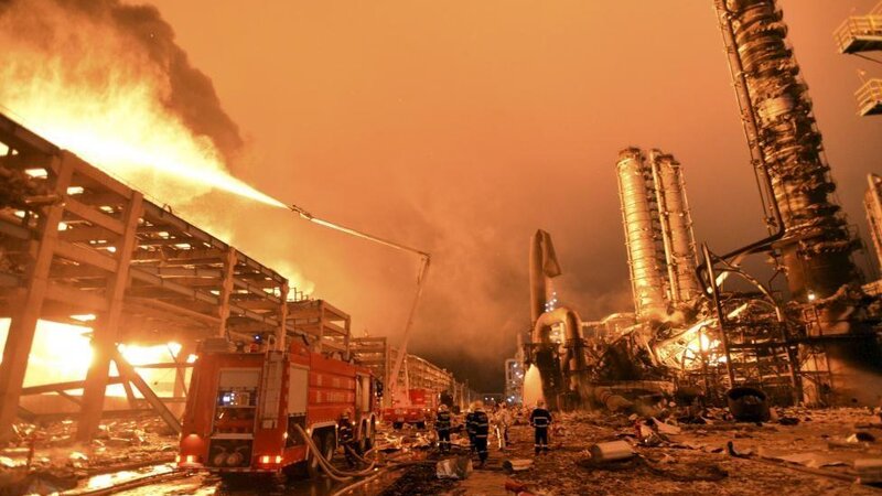 Cənubi Koreyada zavodda yanğın: 10 nəfər ölüb, onlarla yaralı var