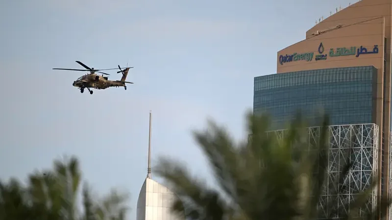 Qətərdə helikopter qəzaya uğrayıb: