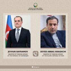 Ceyhun Bayramov iranlı həmkarı ilə Xəzər dənizi bölgəsində təhlükəsizliyi müzakirə edib