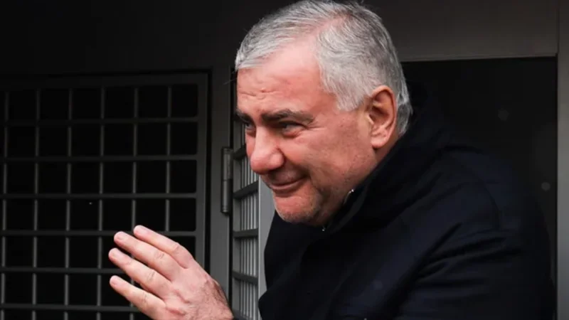 “Karapetyan Ermənistanı rublla satmaq istəyir”