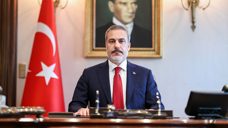 Türkiyənin xarici işlər naziri Suriya və qətərli həmkarı ilə telefon danışıqları aparıb