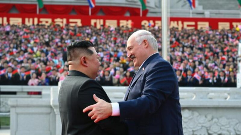 Kim Çen In Pxenyanda Lukaşenko ilə görüşüb