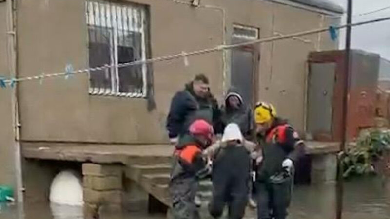 FHN 84 nəfəri təxliyə etdi -