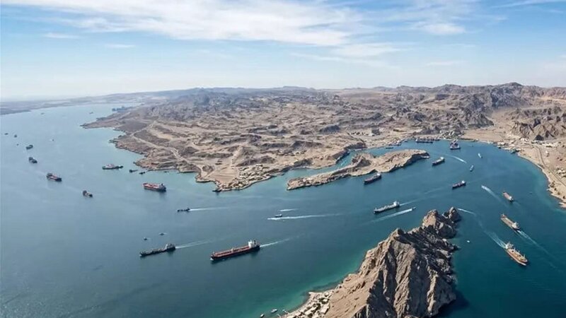 Hörmüz boğazından keçid ödənişli olacaq