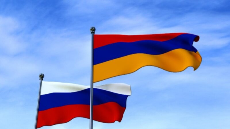 İrəvan Brüsseldən kömək istədi, Moskva “biz edərik” dedi