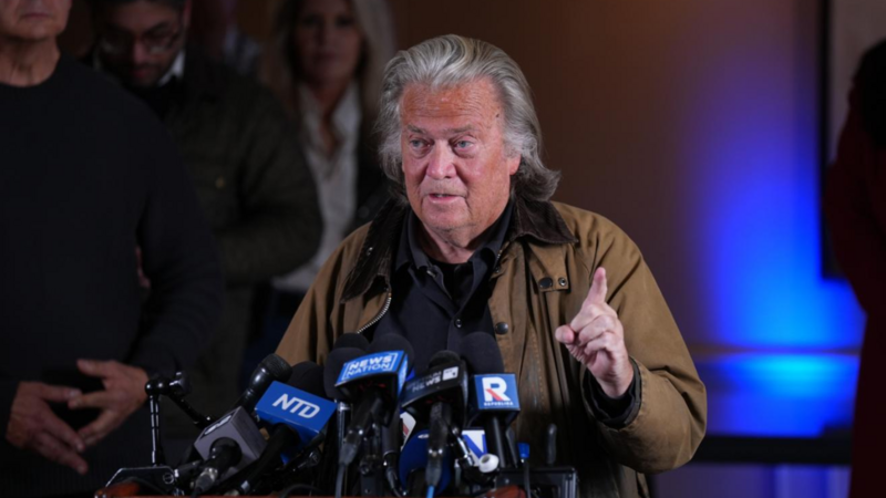 Trampın keçmiş müşaviri: