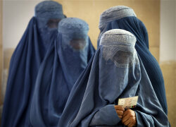 Əfqanıstanda qadınlar üçün geyim qaydaları sərtləşdirilib