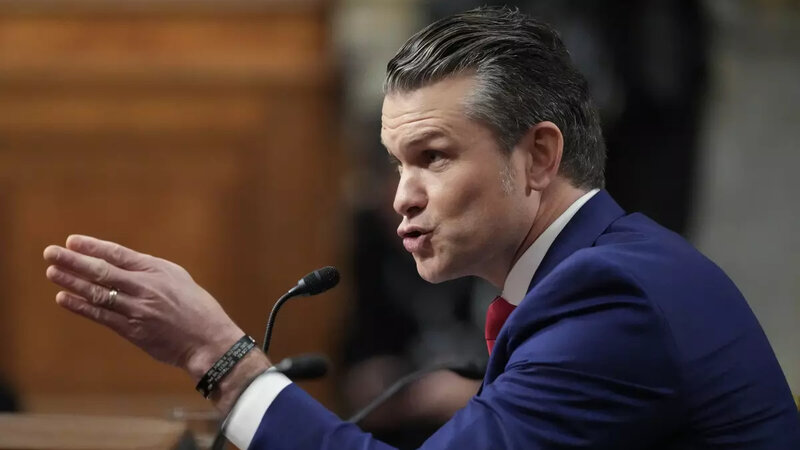 ABŞ müdafiə naziri qaradərililərin orduda rütbə yüksəlişinə mane olur -