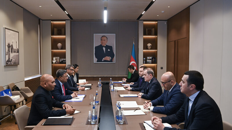 Rəsmi Bakı fikir ayrılığı təşkil edən məsələlər barədə mövqeyini Hindistana çatdırdı -