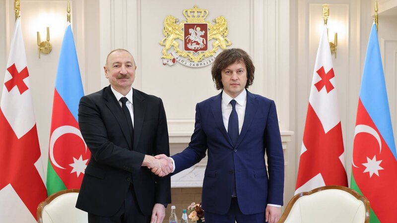 İlham Əliyevin İrakli Kobaxidze ilə təkbətək görüşü oldu