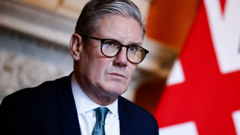 Britaniya müharibənin təsirləri fonunda yaşayış xərclərinə qarşı tədbirlər elan edib