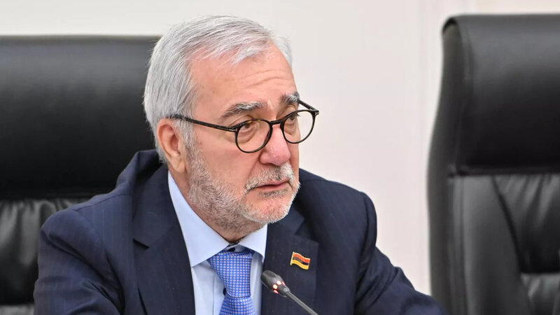 Müharibədə ölən hərbçilərin ailələri meyitləri morqdan götürmürlər -