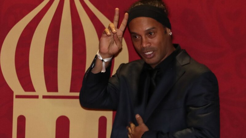 Ronaldinyo dünyanın ən yaxşı futbolçusunun adını açıqladı