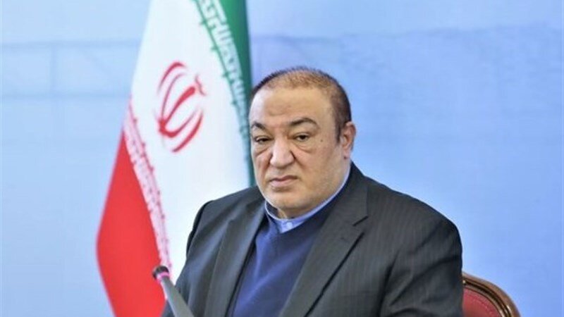 Səfəri: Hörmüz boğazından keçmək üçün rüsumlar İran rialı ilə ödənilməlidir