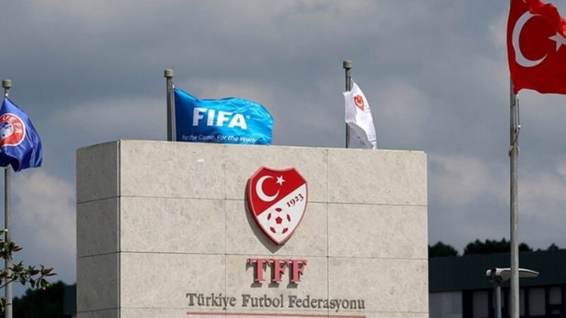 Türkiyə Süper Liqasında əcnəbi oyunçu qaydası yenidən dəyişə bilər