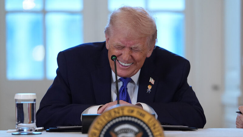 Tramp: Venesuelaya gedib prezidentliyə namizəd olacağam