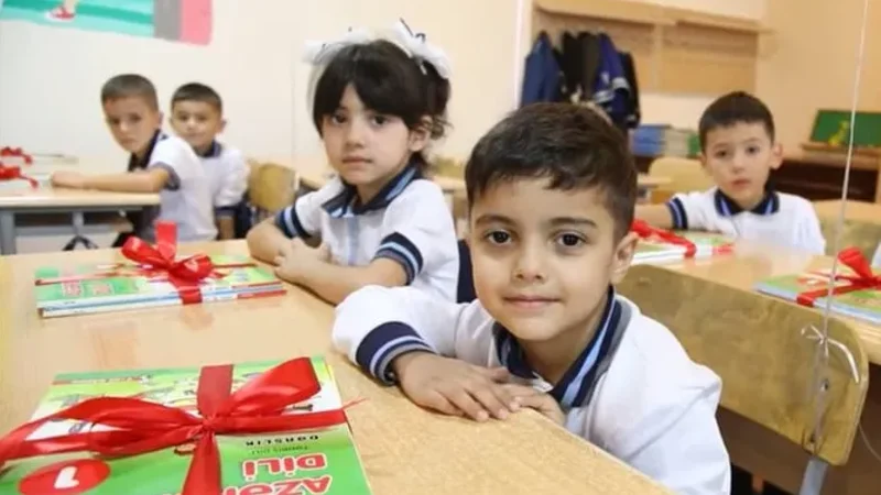 Birinci sinfə qəbul: Ünvanlarla bağlı müraciət vaxtı uzadıldı