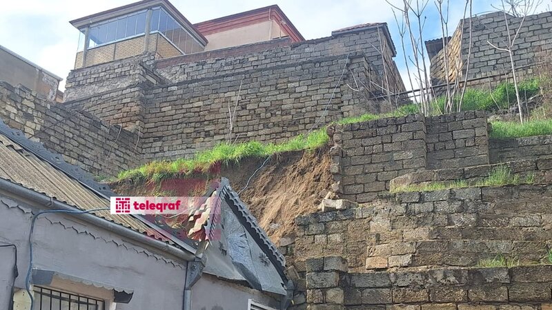 Sabunçuda uçan evdən -