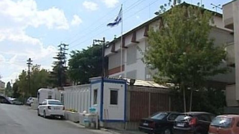 İsrailin İstanbuldakı Baş konsulluğu qarşısında silahlı atışma oldu -