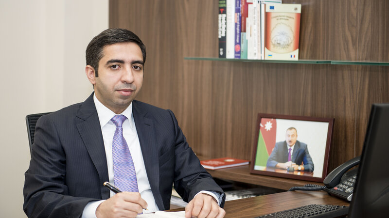 Zaur Əliyev nazir müavini təyin edildi