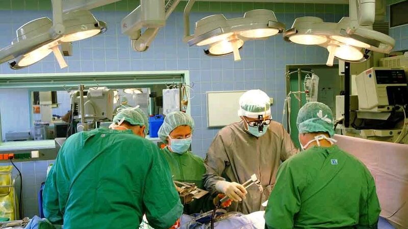 Baş həkim plastik əməliyyata üz tutanlara müraciət etdi