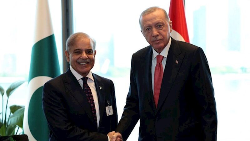 Ərdoğan və Şahbaz Şərif arasında telefon danışığı baş tutdu